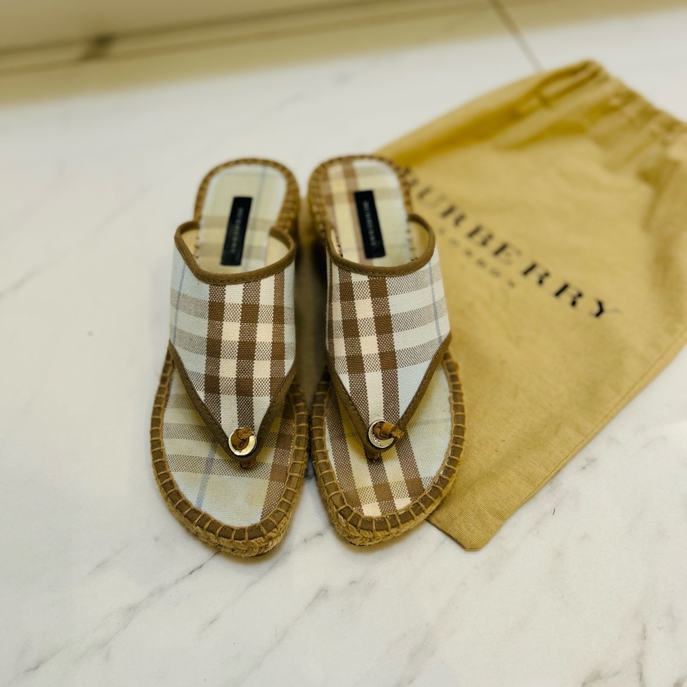Authentic Burberry Blue and Beige Plaid Espadrilles. Excellent condition.